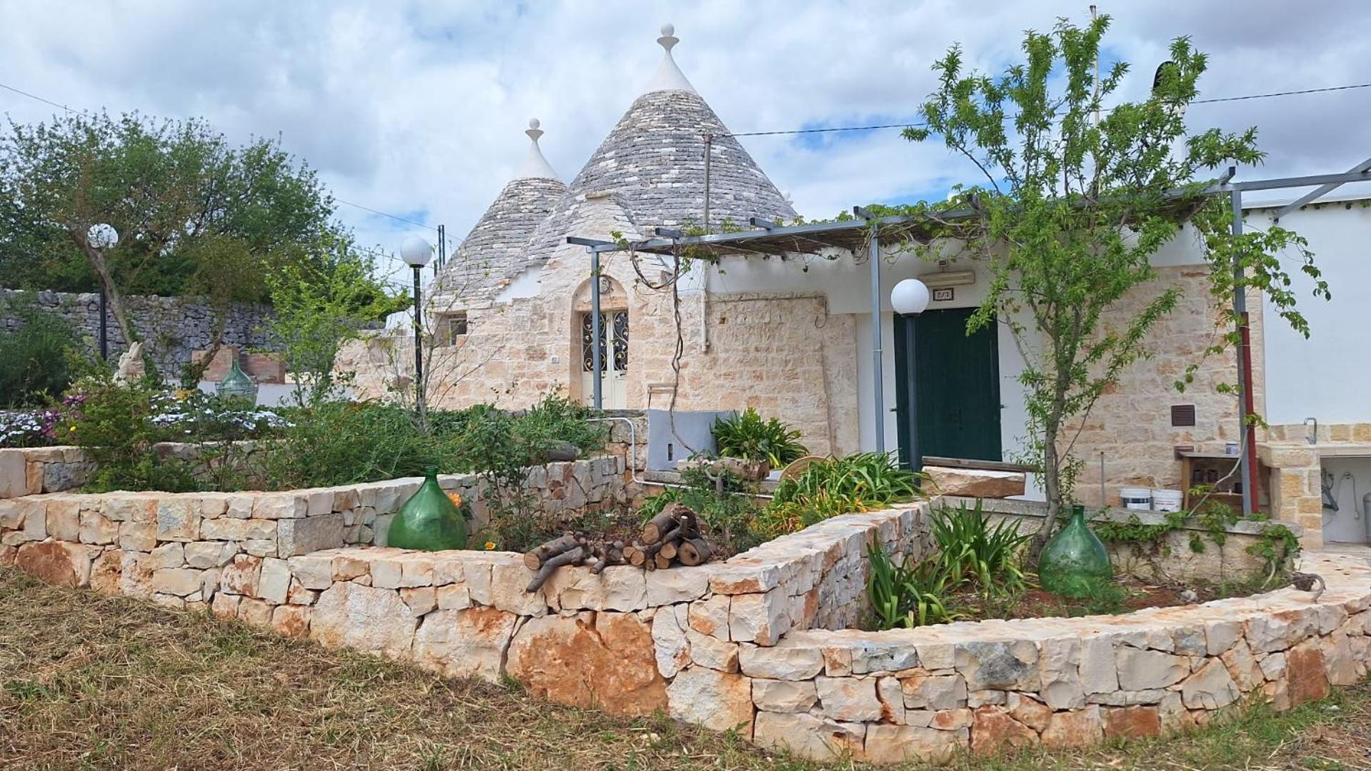 Trullo Masiello بوتينيانو المظهر الخارجي الصورة